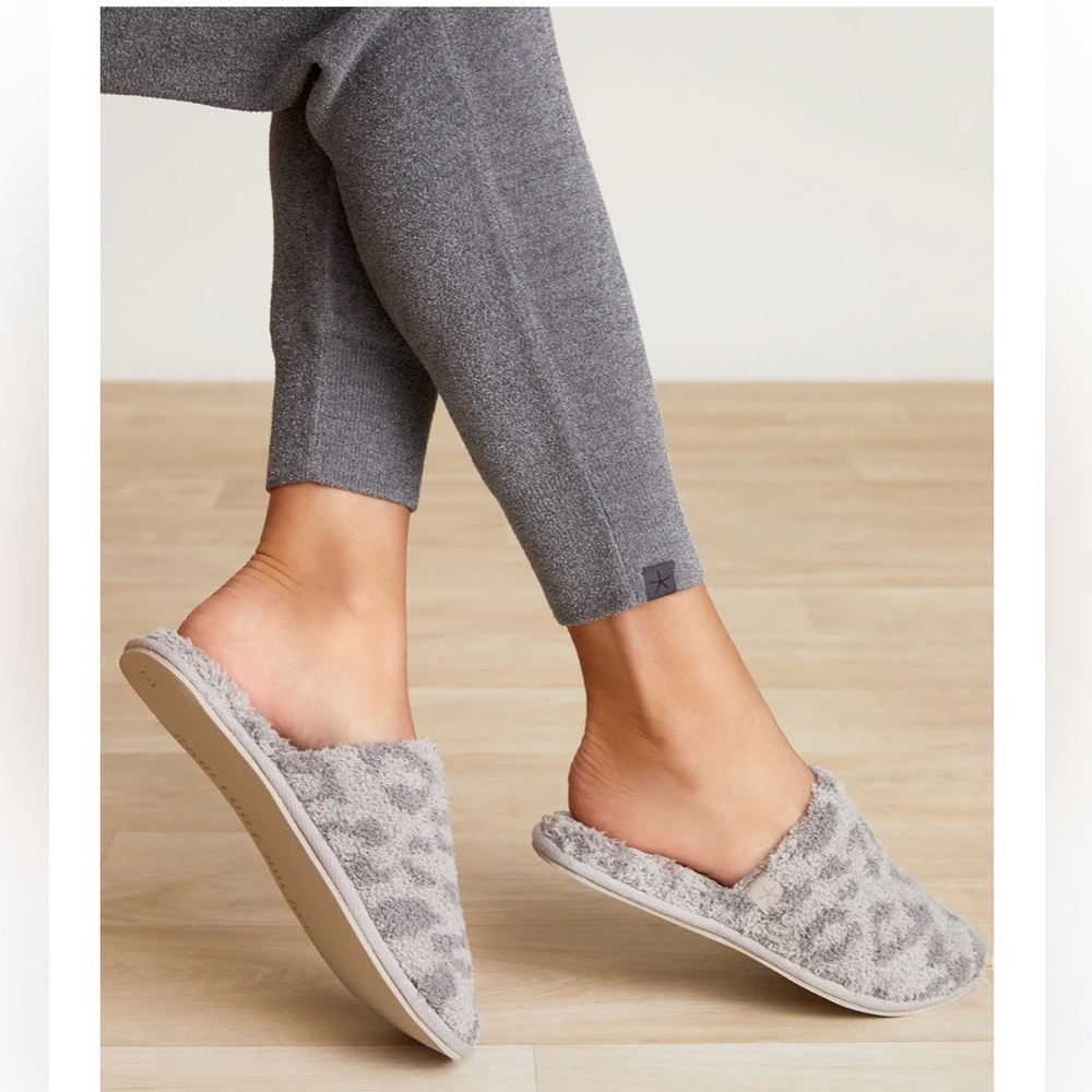 CozyChic Barefoot In The Wild
Slipper new size S 5/6
$68.00